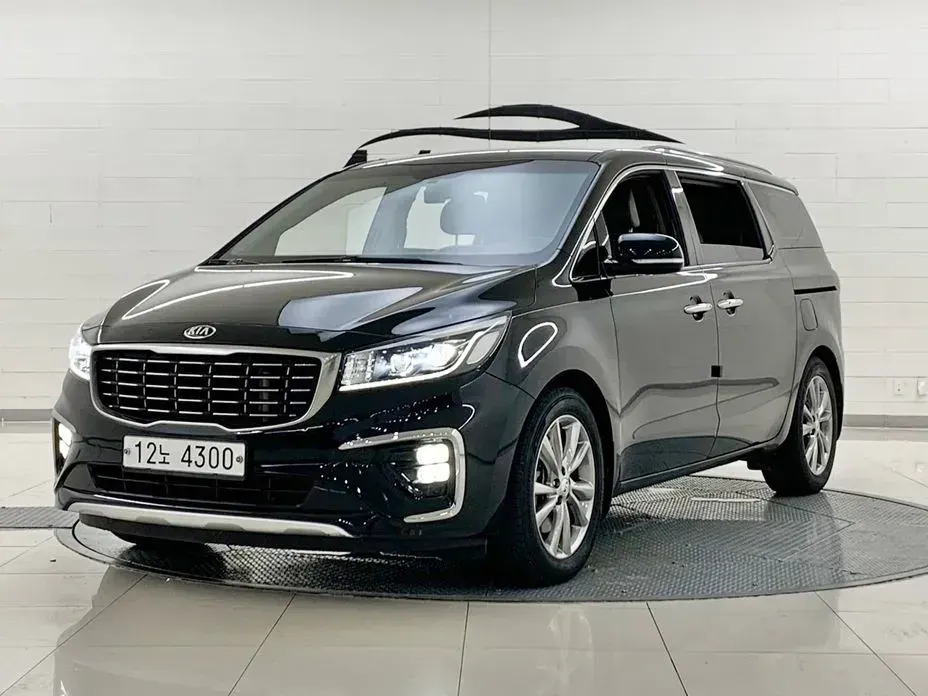 Kia Canival
