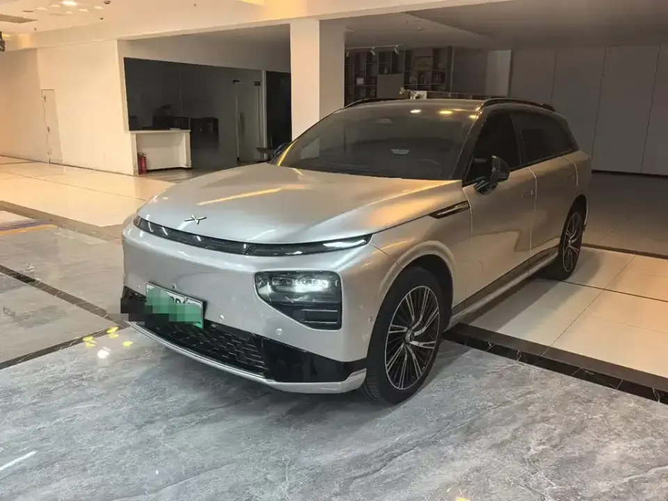 Xpeng G9