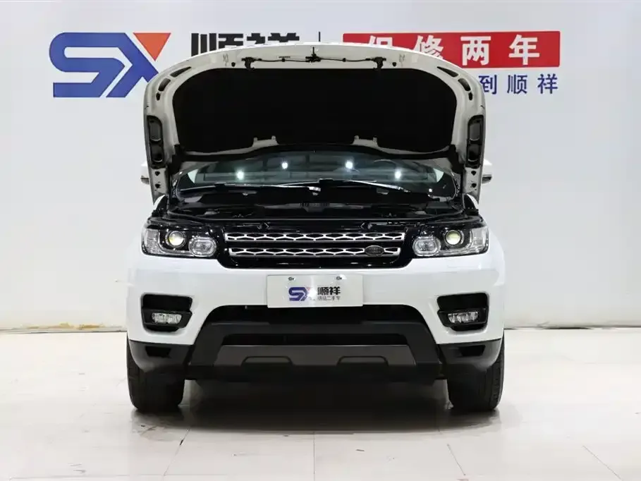 Land Rover Sport
