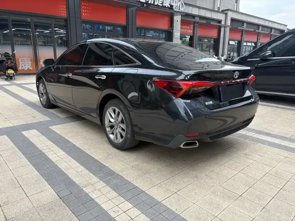 Toyota Avalon