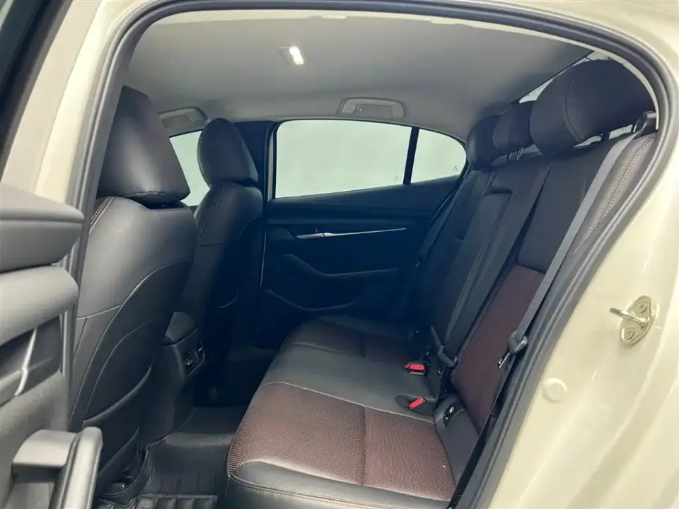 Mazda 3 Axela