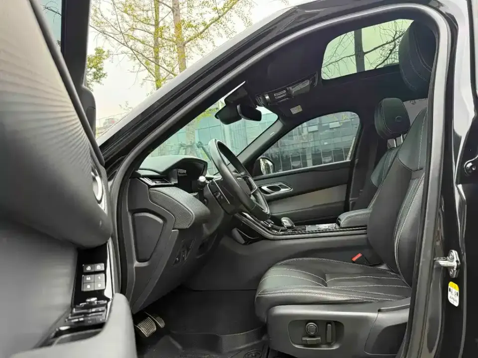 Land Rover Velar
