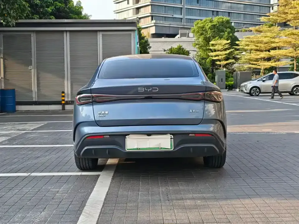 BYD Seal 06
