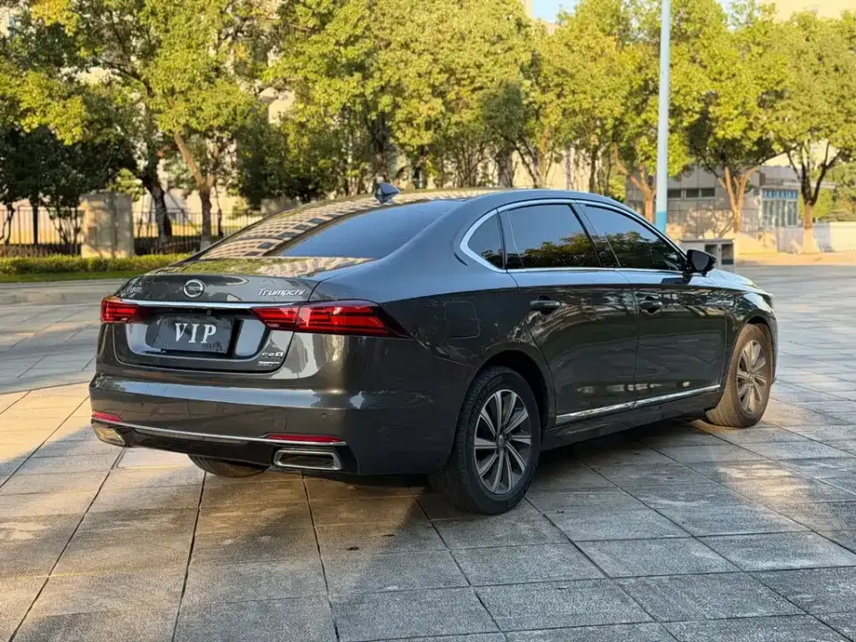 GAC Trumpchi GA8