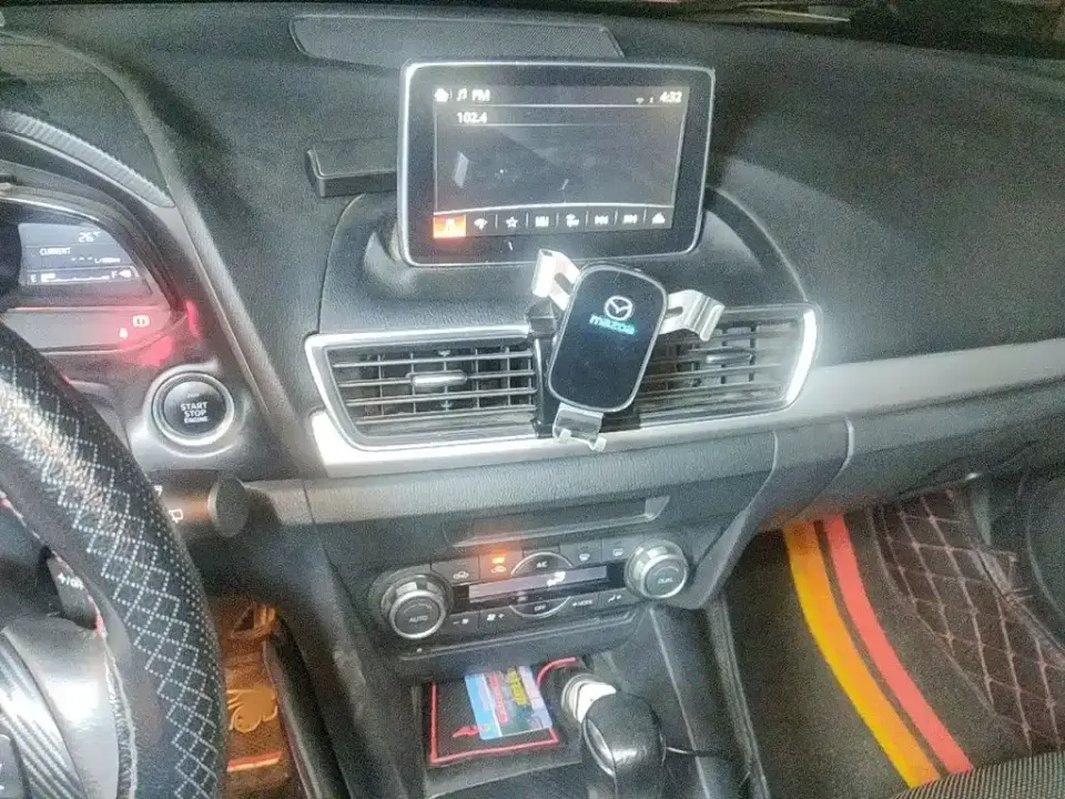Mazda 3 Axela