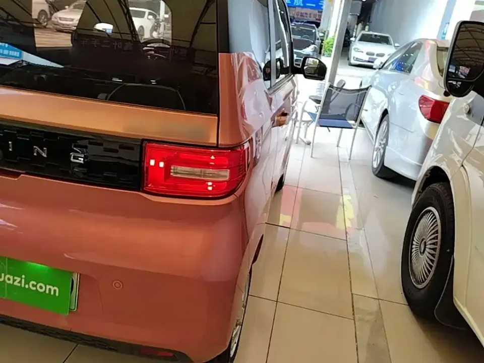 Wuling MINIEV