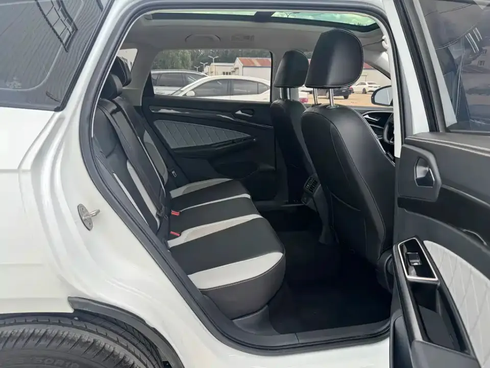Jetta VS7