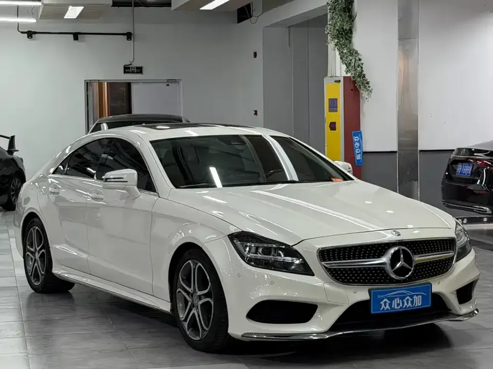 Mercedes-Benz CLS