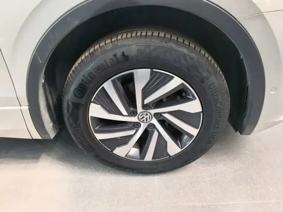 Volkswagen Tiguan L PHEV