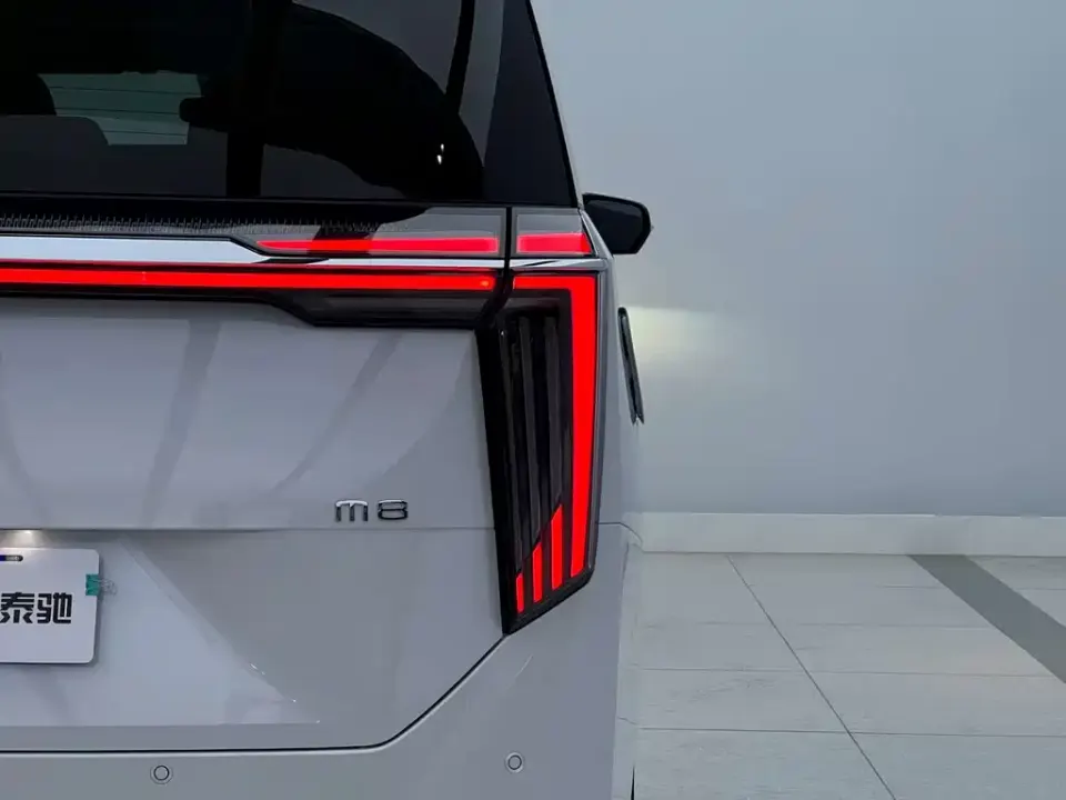 GAC Trumpchi M8