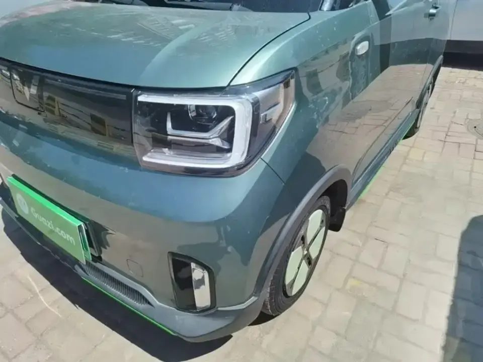 Wuling MINIEV