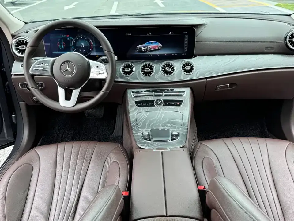 Mercedes-Benz CLS