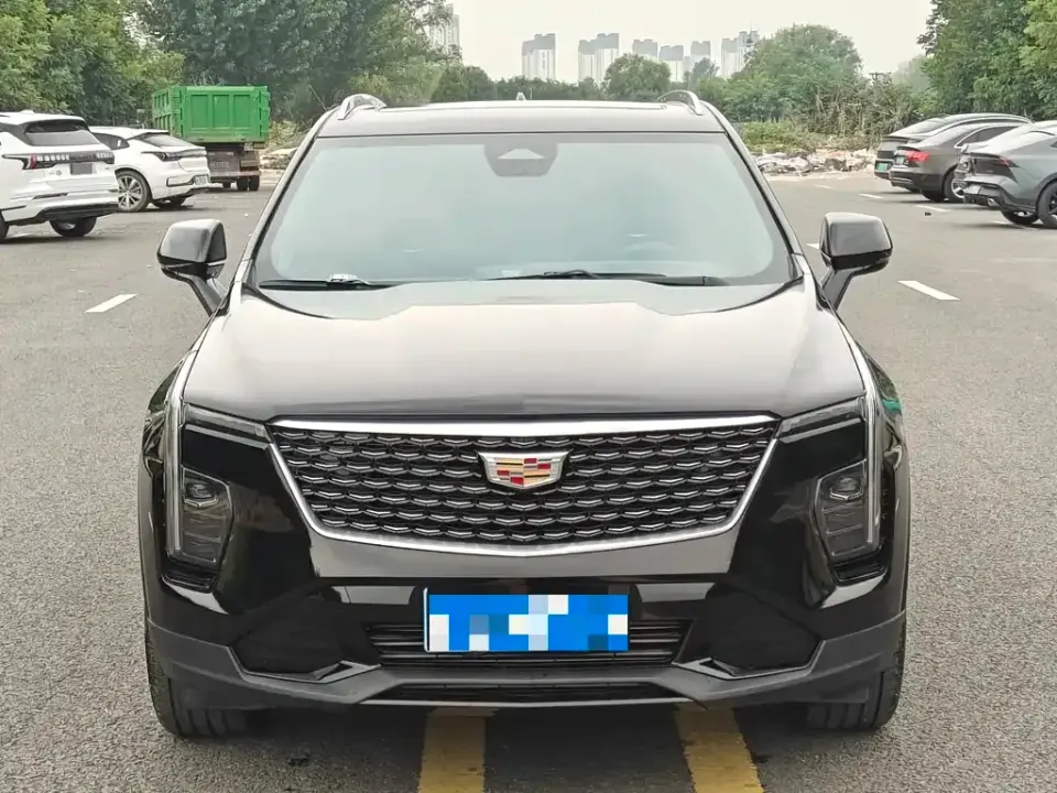 Cadillac XT4