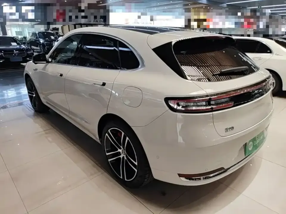 AITO AITO M5