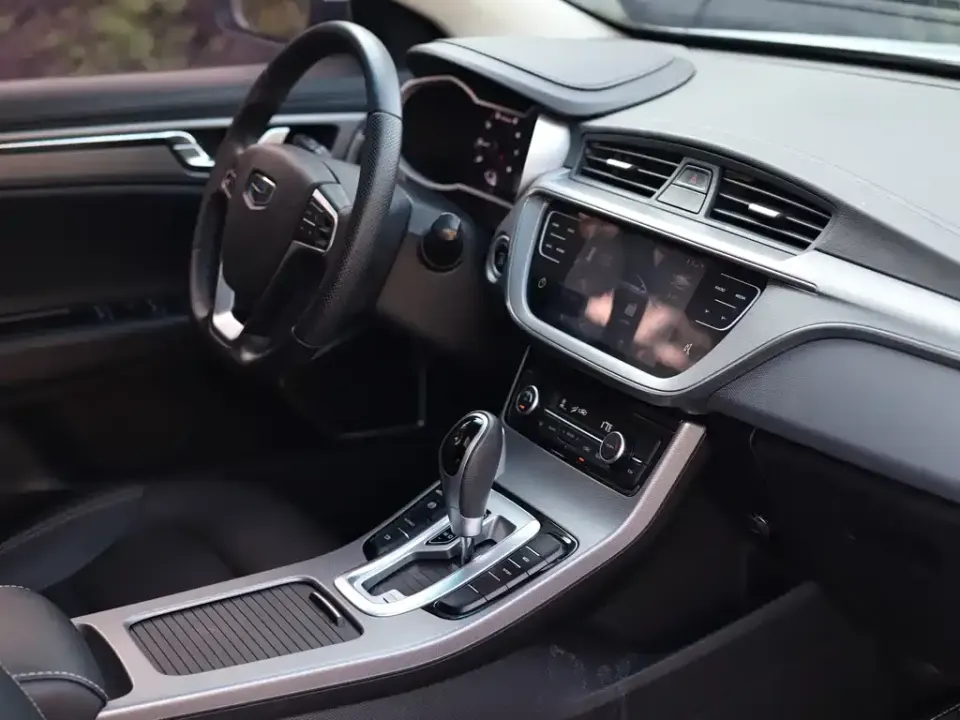Geely Emgrand GL