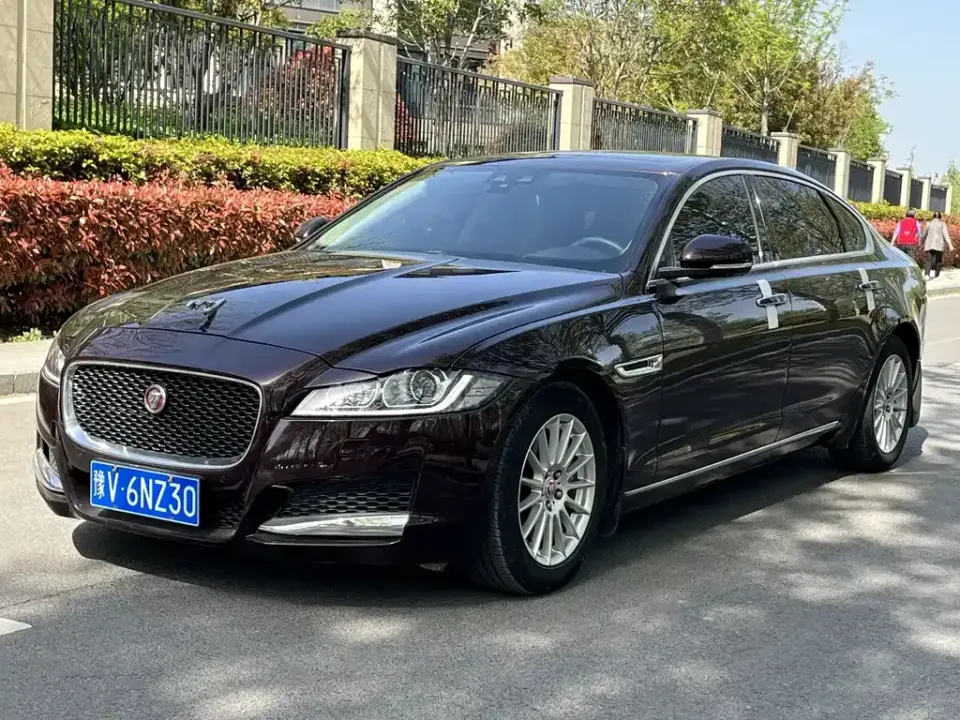 Jaguar XFL