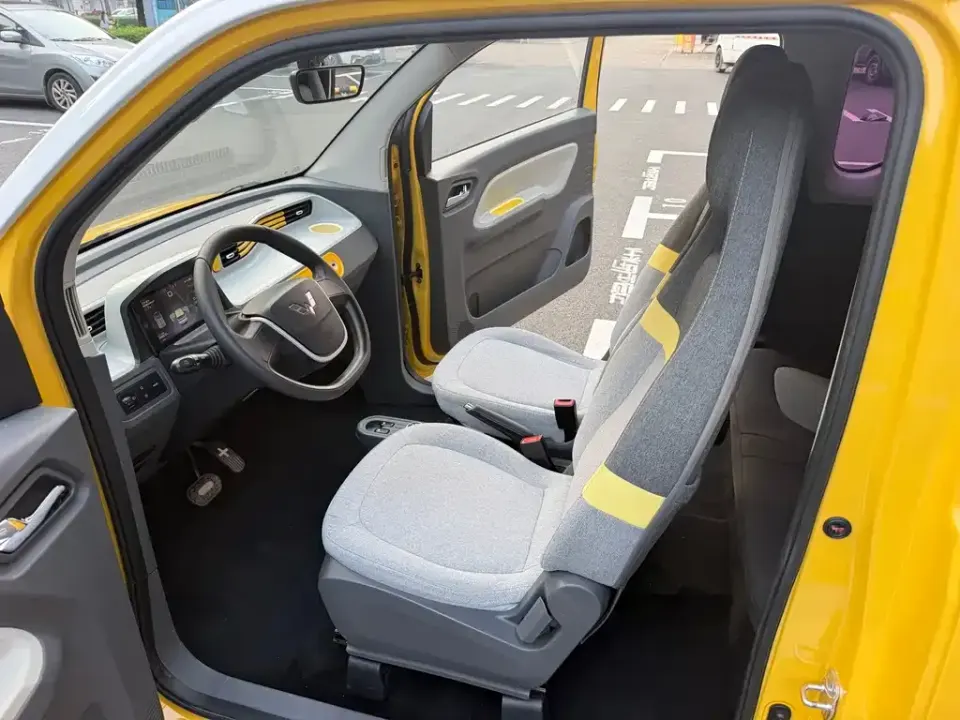 Wuling MINIEV