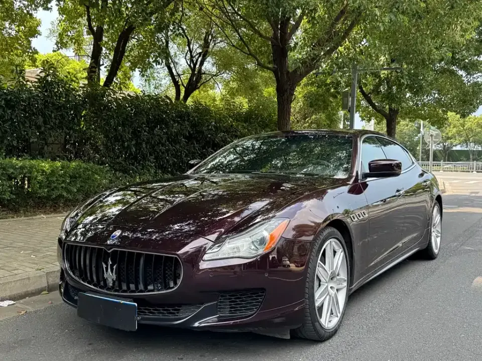 Maserati Quattroporte