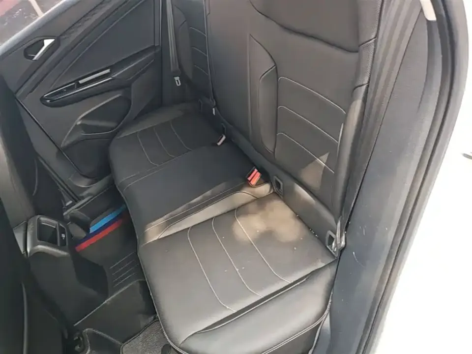 Jetta VS5