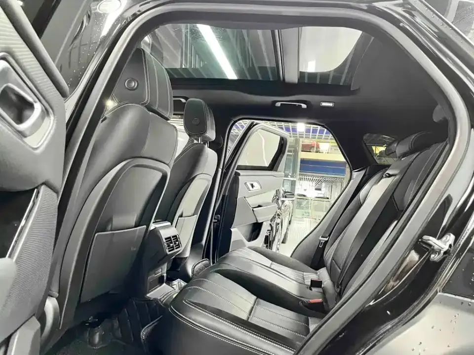 Land Rover Velar