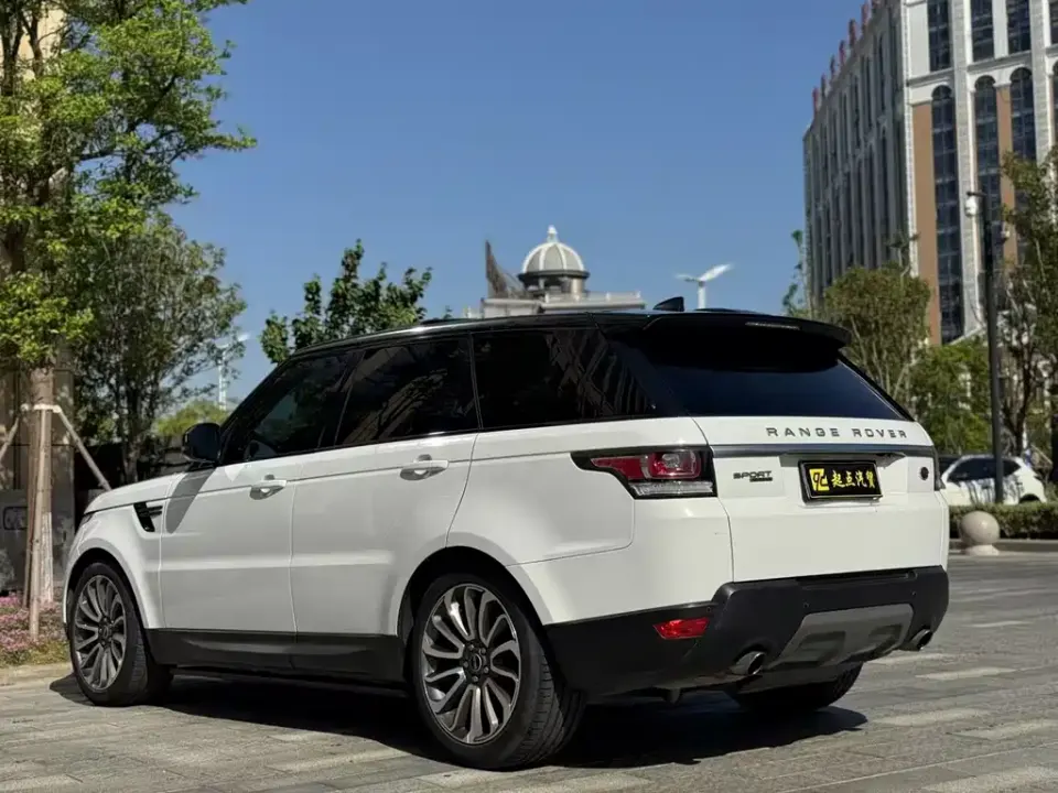 Land Rover Sport