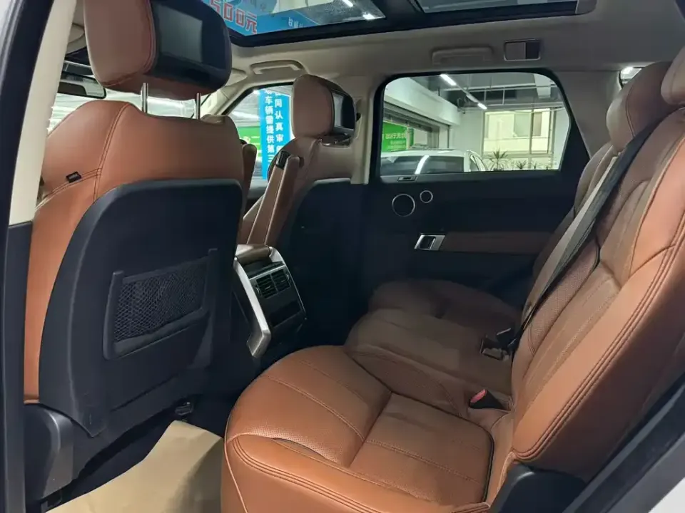 Land Rover Sport