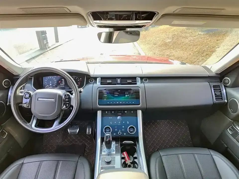 Land Rover Sport