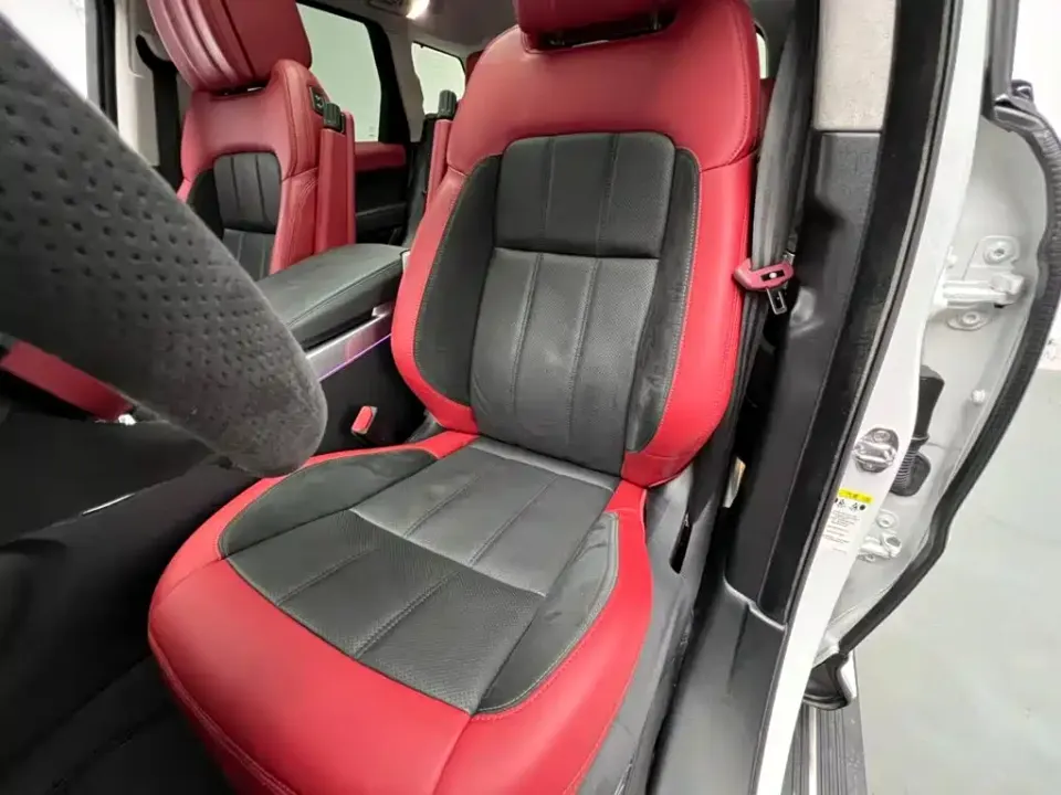 Land Rover Sport