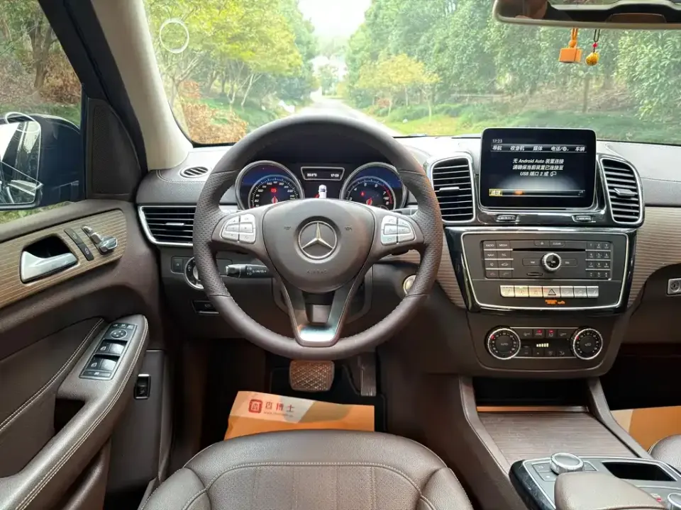 Mercedes-Benz GLE (Import)