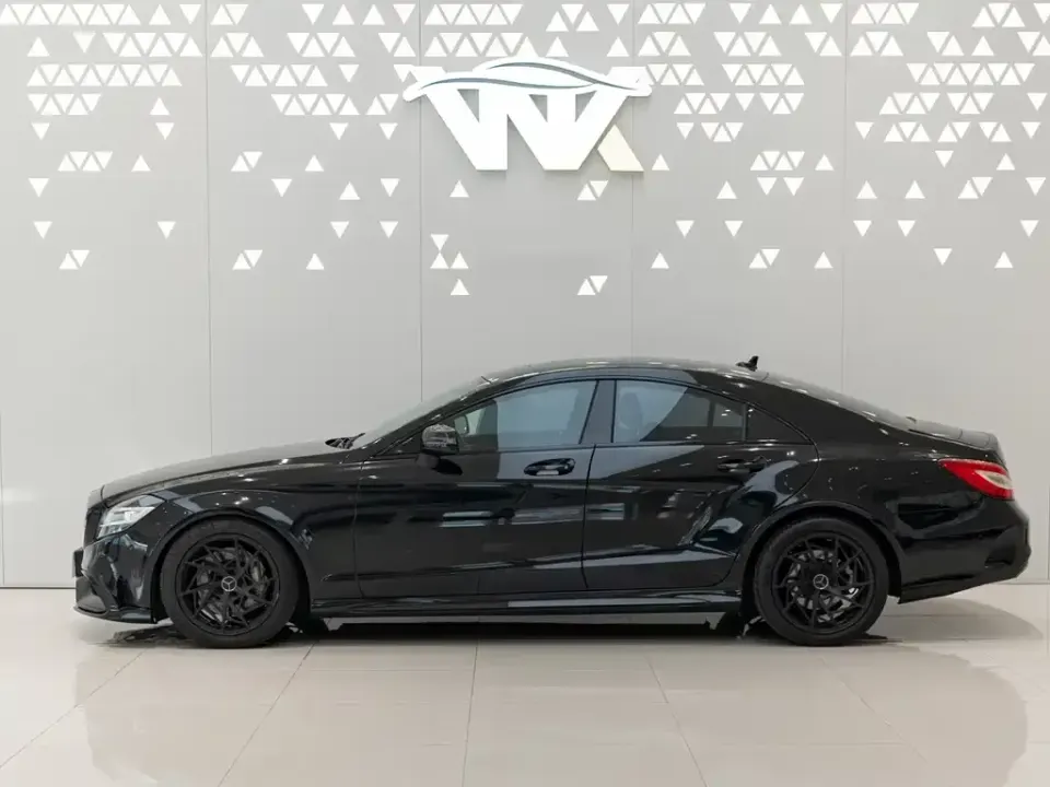 Mercedes-Benz CLS