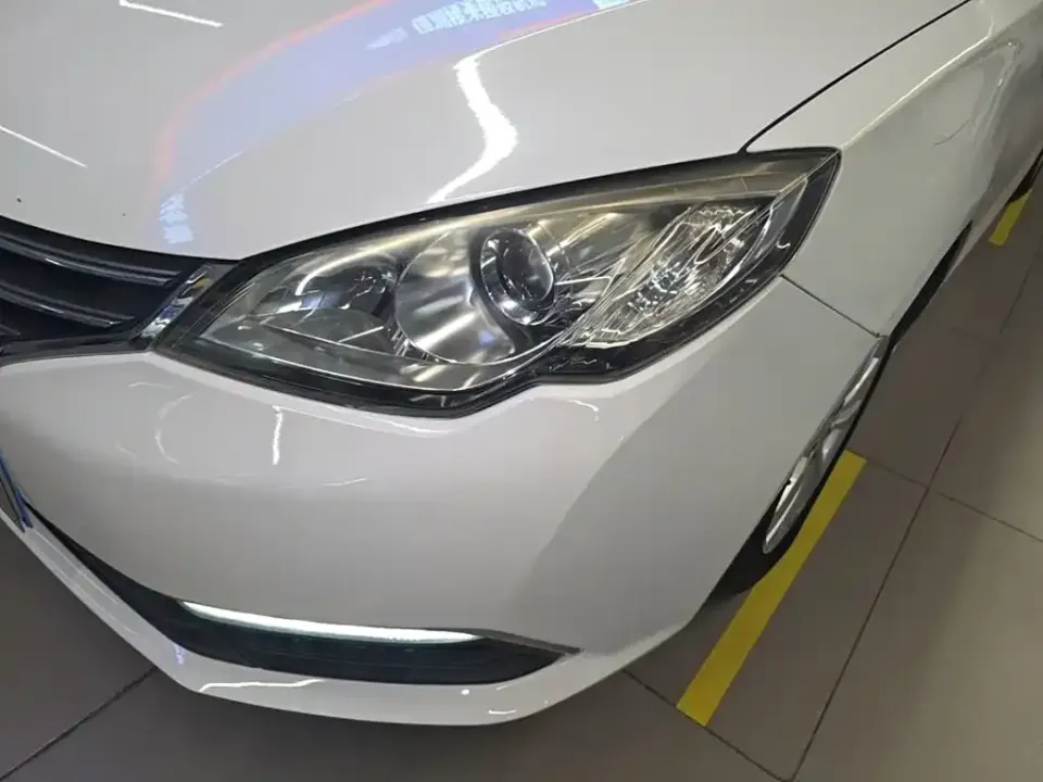 Roewe 360