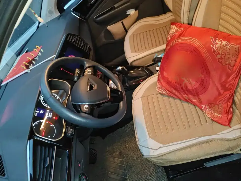 Jetta VS5