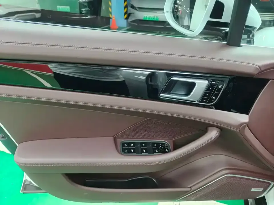 Porsche Panamera Hybrid