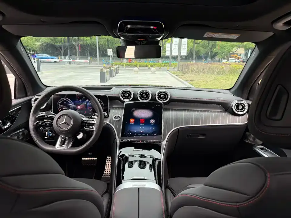 Mercedes-Benz GLC AMG