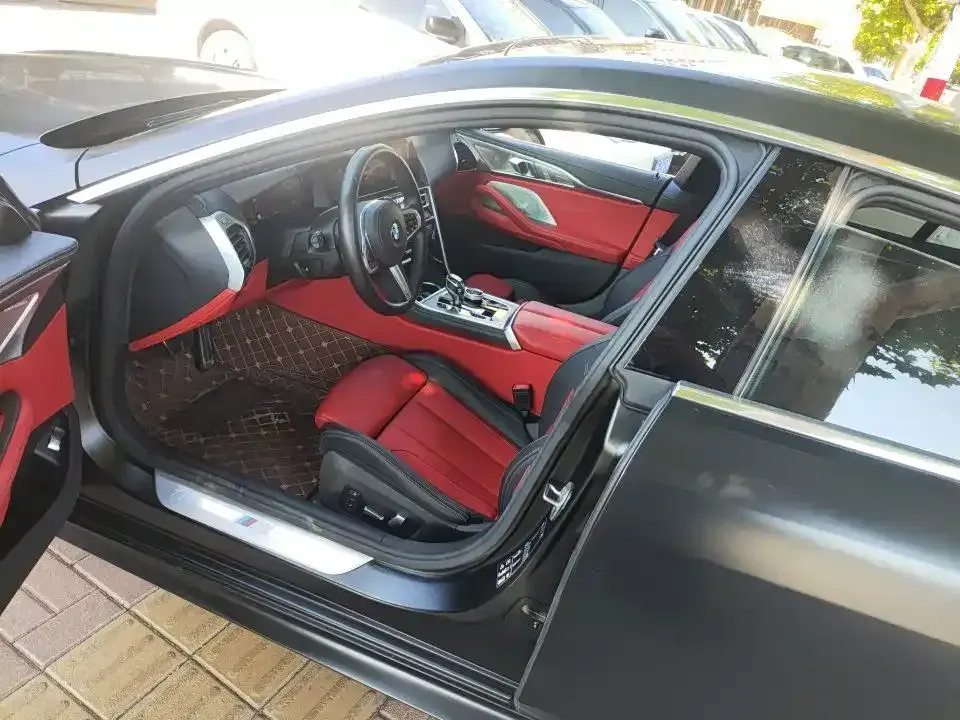 BMW 8 Series