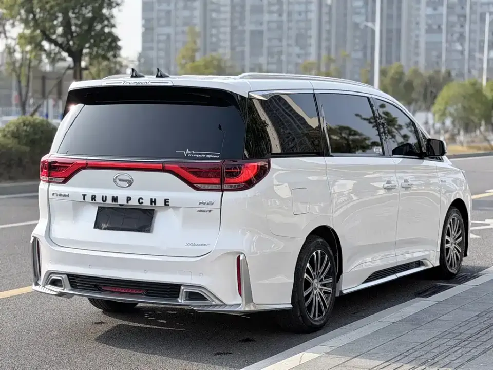 GAC Trumpchi M8