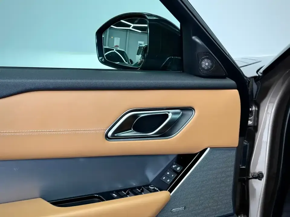 Land Rover Velar
