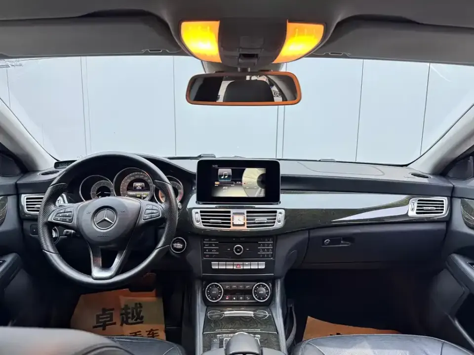 Mercedes-Benz CLS