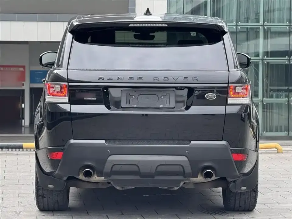 Land Rover Sport