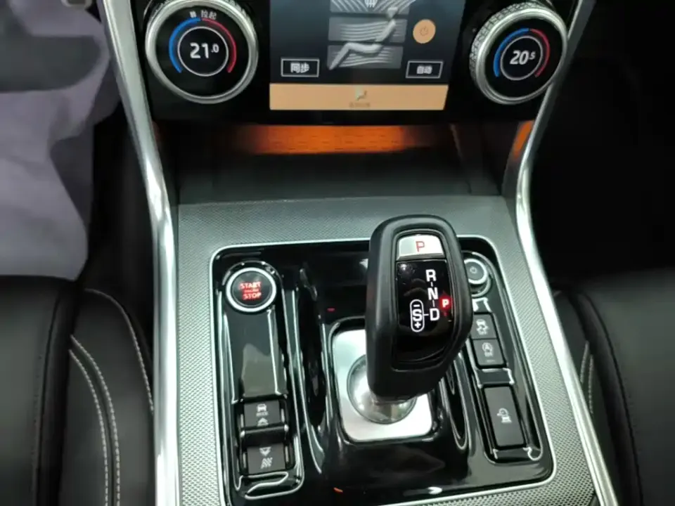 Jaguar XEL
