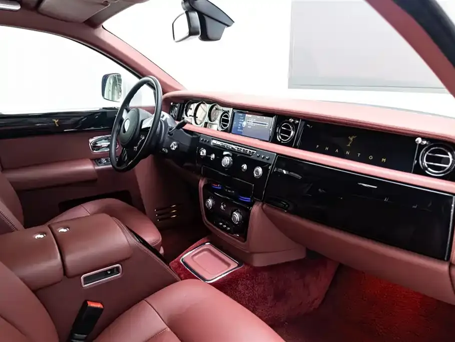 Rolls-Royce Phantom