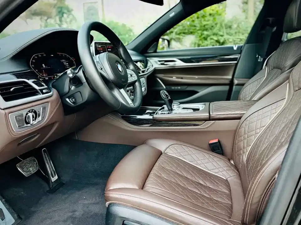 BMW 7-Series
