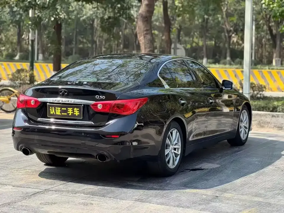 Infiniti Q50