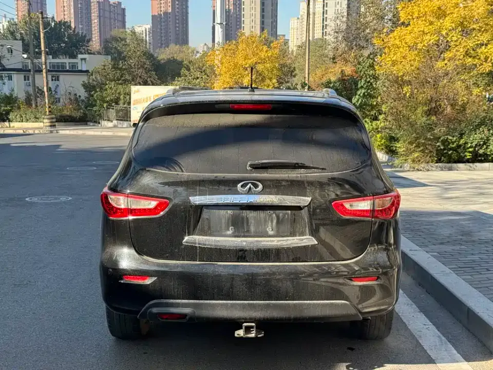 Infiniti JX