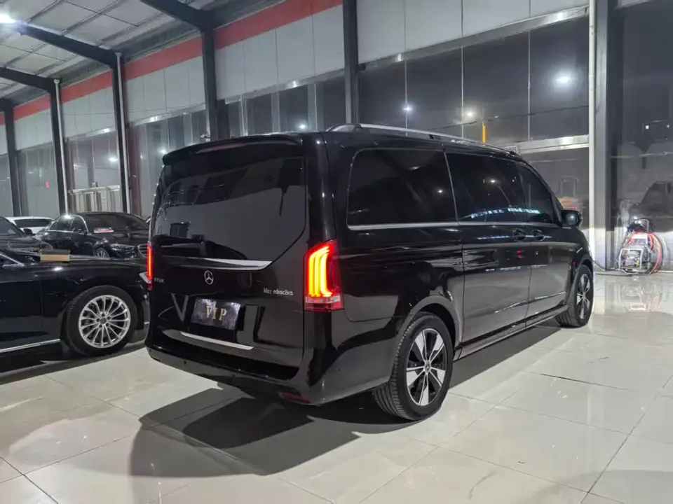 Mercedes-Benz V-Class