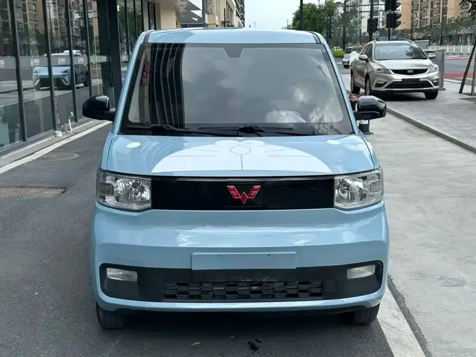 Wuling MINIEV