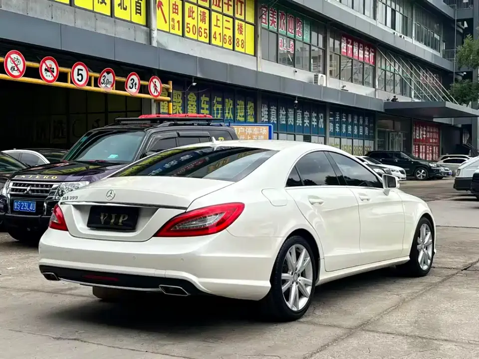 Mercedes-Benz CLS
