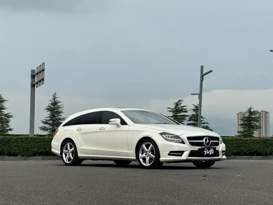 Mercedes-Benz CLS