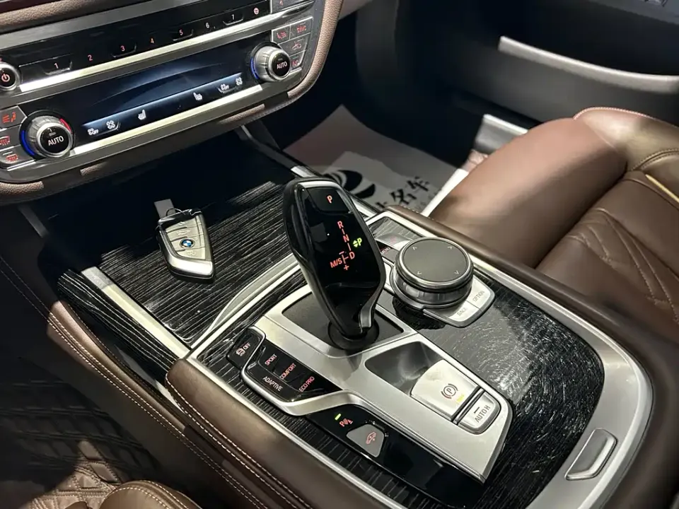 BMW 7-Series
