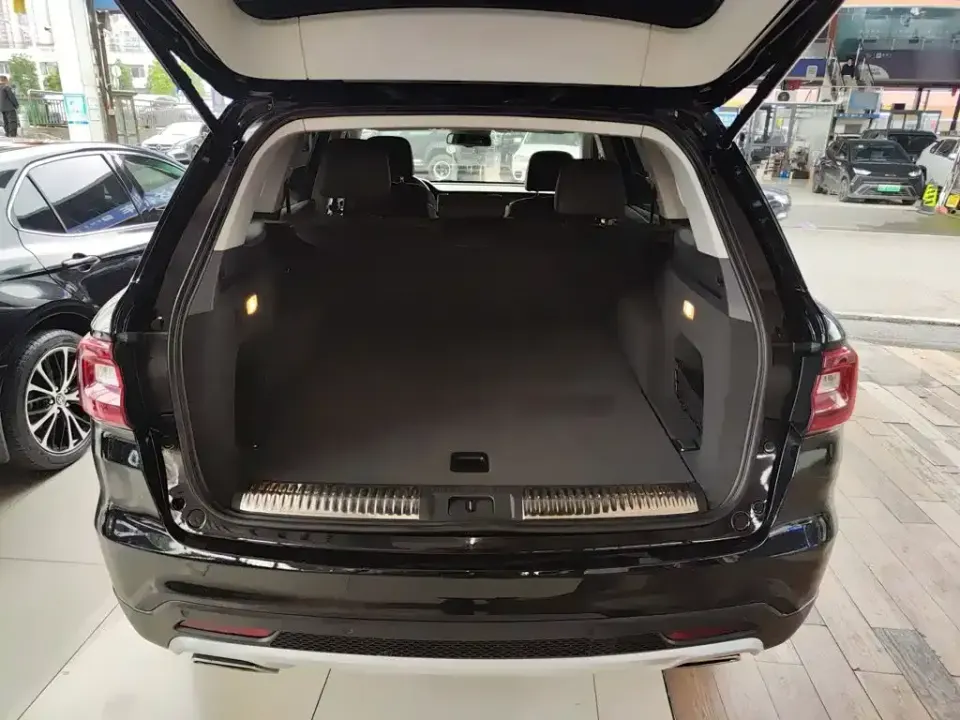 Hongqi Hongqi HS7
